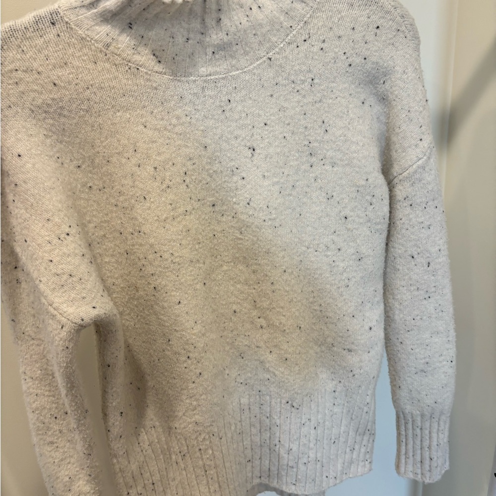 Rachel Zoe Speckled White Turtleneck Sweater
